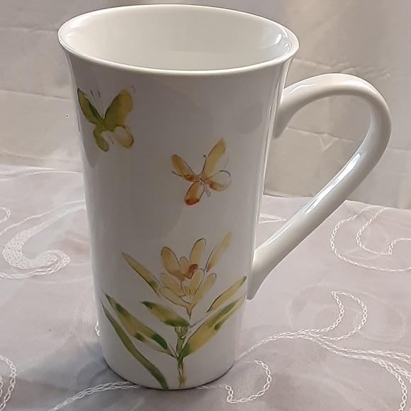 3/$15 "Butterfly Flight " Tall Coffee/Tea Mug - Picture 3 of 8